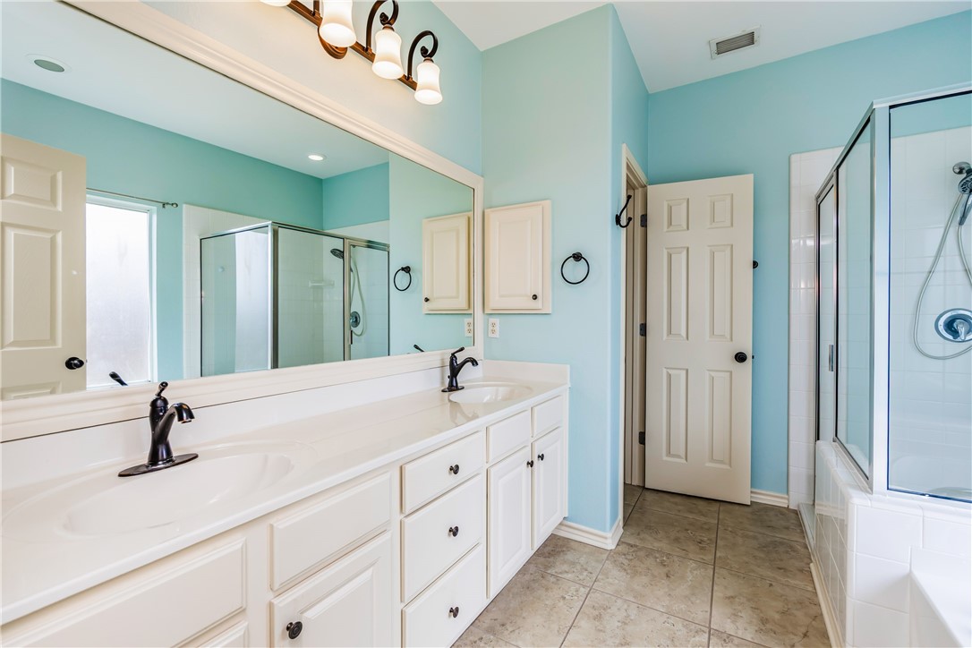 112 Teresa Lane Rockport TX 78382