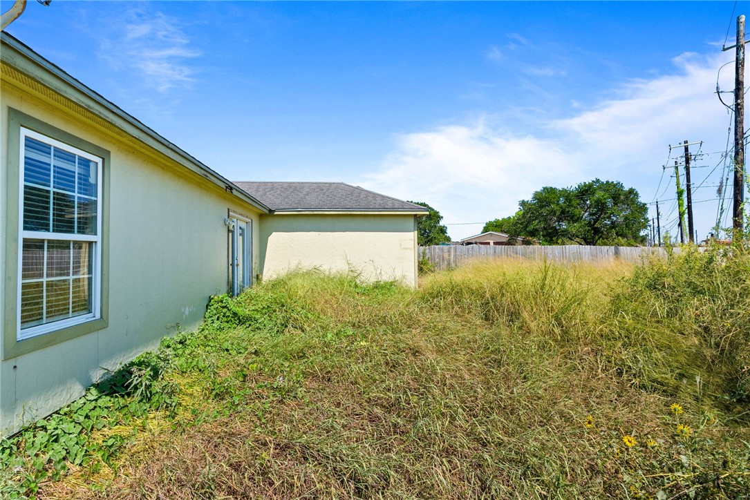 1937 Modesto Street Corpus Christi TX 78417
