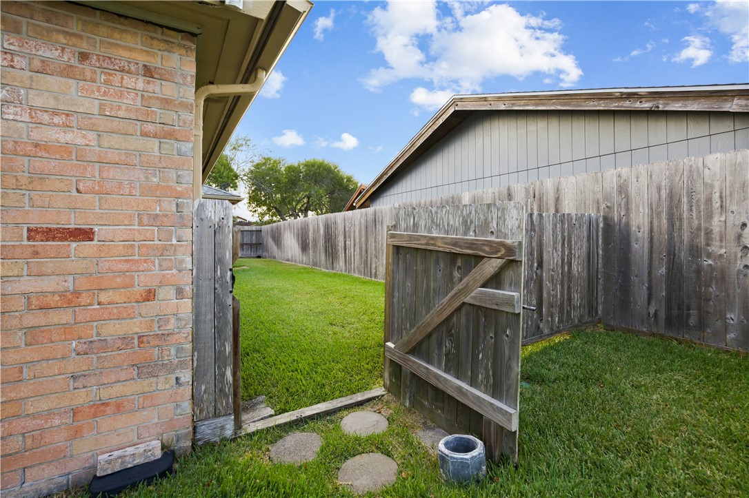 401 Cape Cod Drive Corpus Christi TX 78412
