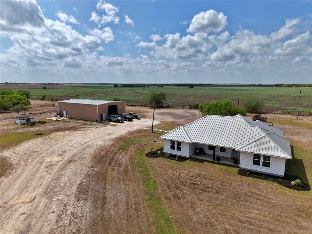 229 County Road 353 N Orange Grove TX 78372