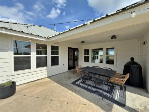 229 County Road 353 N Orange Grove TX 78372