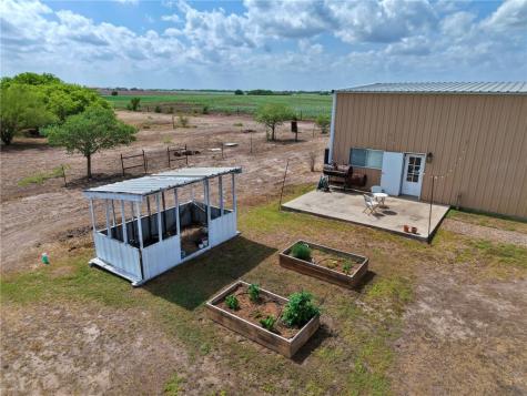 229 County Road 353 N Orange Grove TX 78372