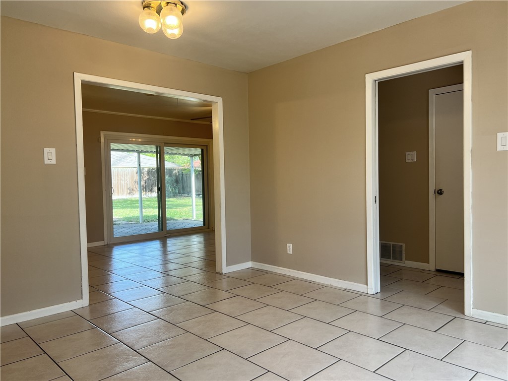4502 Janssen Drive Corpus Christi TX 78411