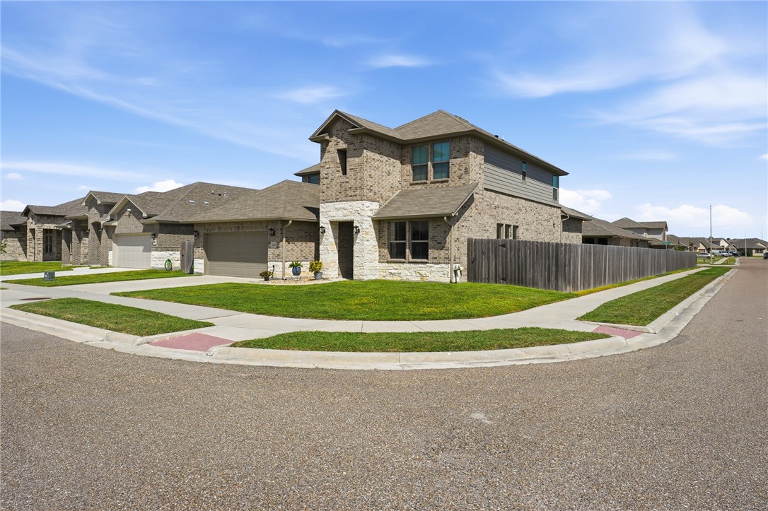 2601 Las Estrellas Street Corpus Christi TX 78414