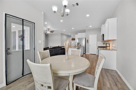 1346 Regents Park Lane Corpus Christi TX 78415