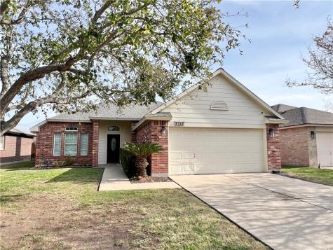 1111 Cupertino Street Portland TX 78374