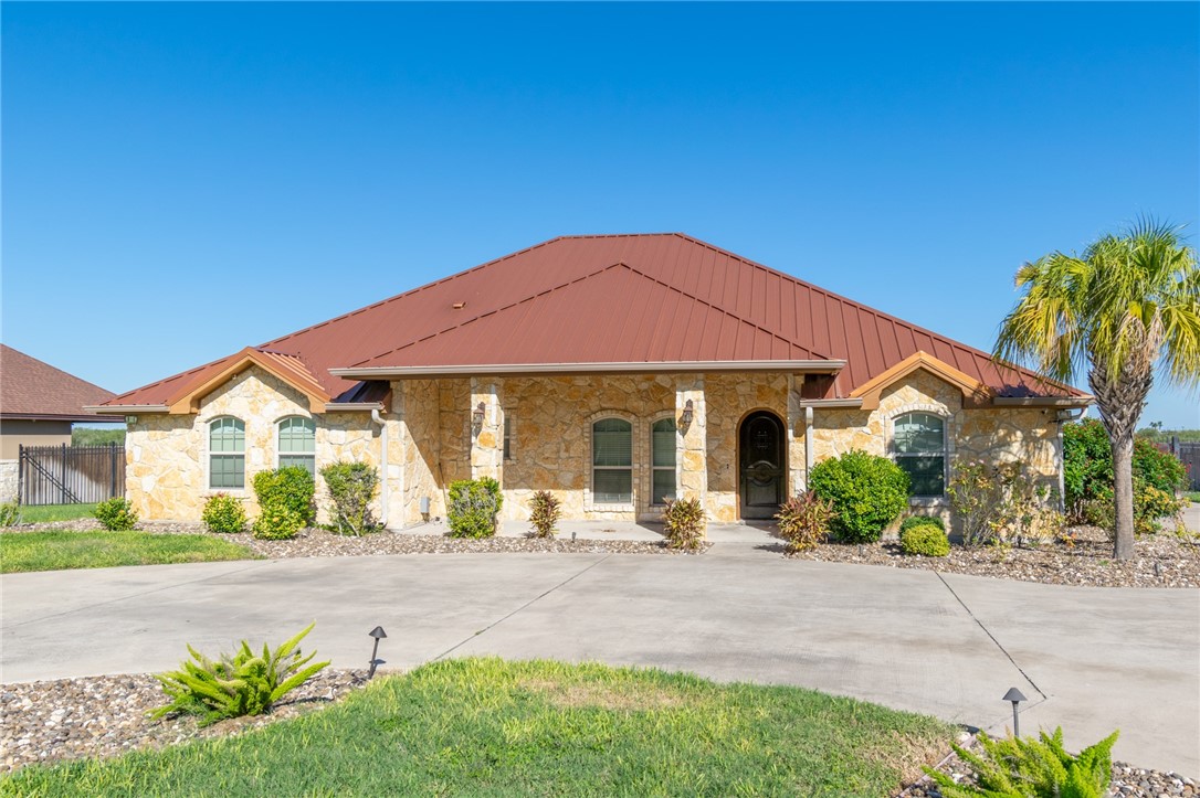 1630 Morningside Drive Alice TX 78332
