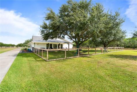 5821 Santa Clara Drive Robstown TX 78380