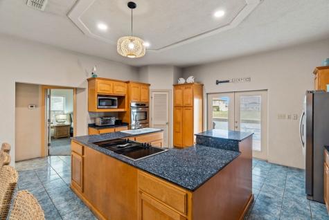 204 Lands End Street Rockport TX 78382