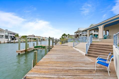 204 Lands End Street Rockport TX 78382