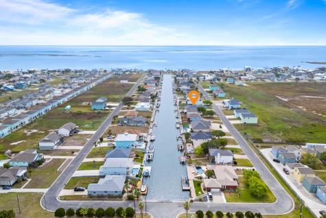 204 Lands End Street Rockport TX 78382