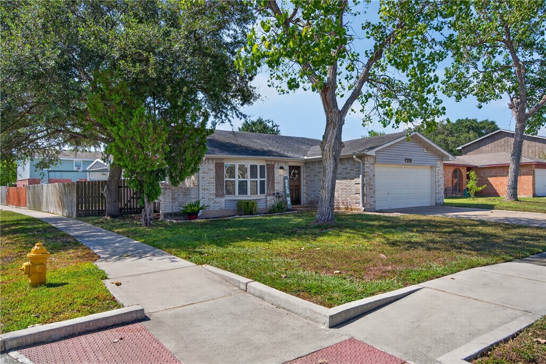 3730 N Creek Circle Corpus Christi TX 78410