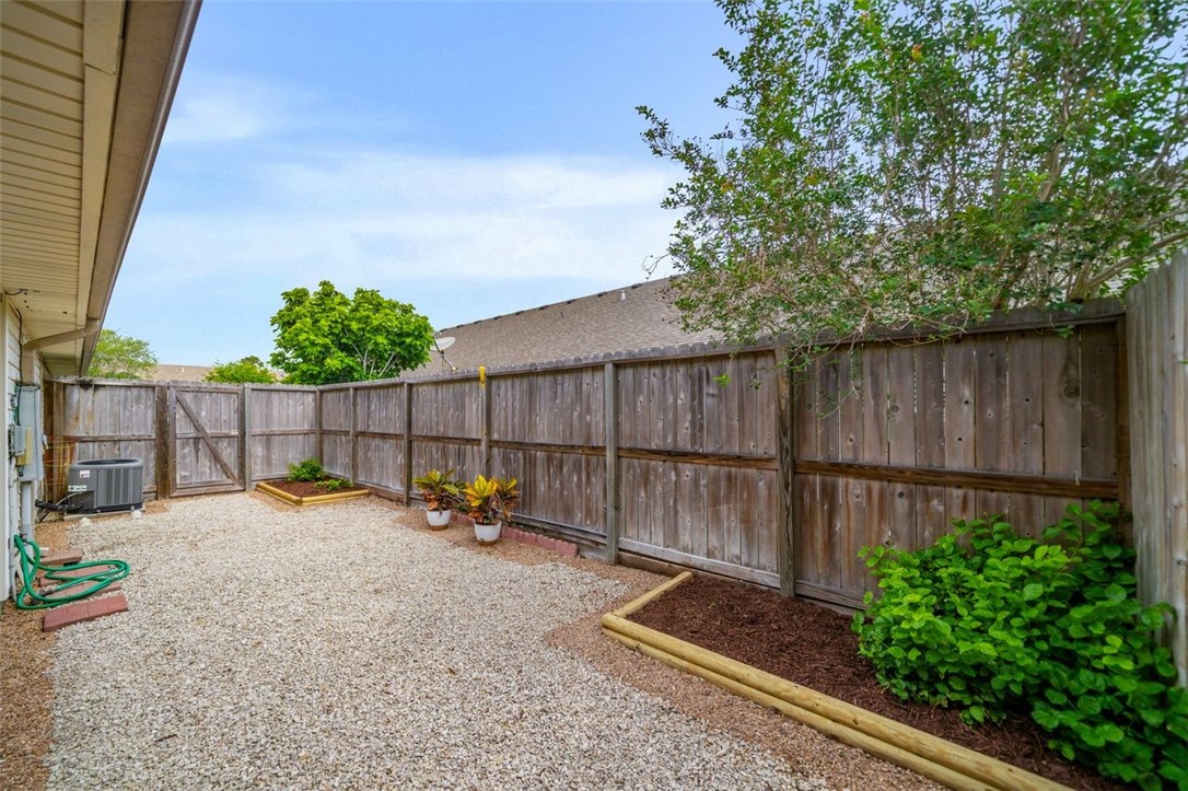 5540 Oso Parkway 26 Corpus Christi TX 78413