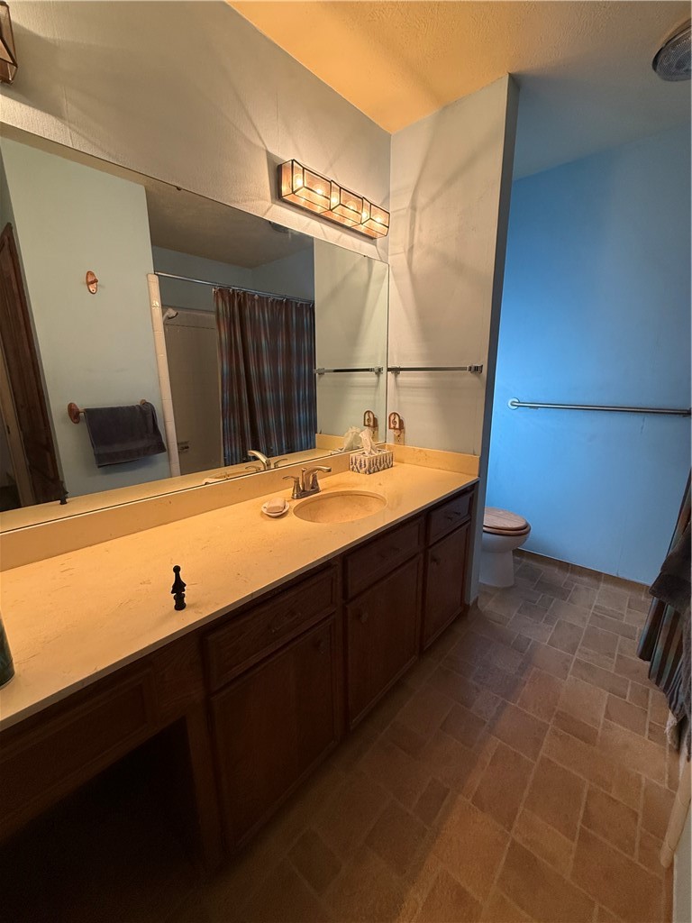 6105 Pebble Beach Drive Corpus Christi TX 78413