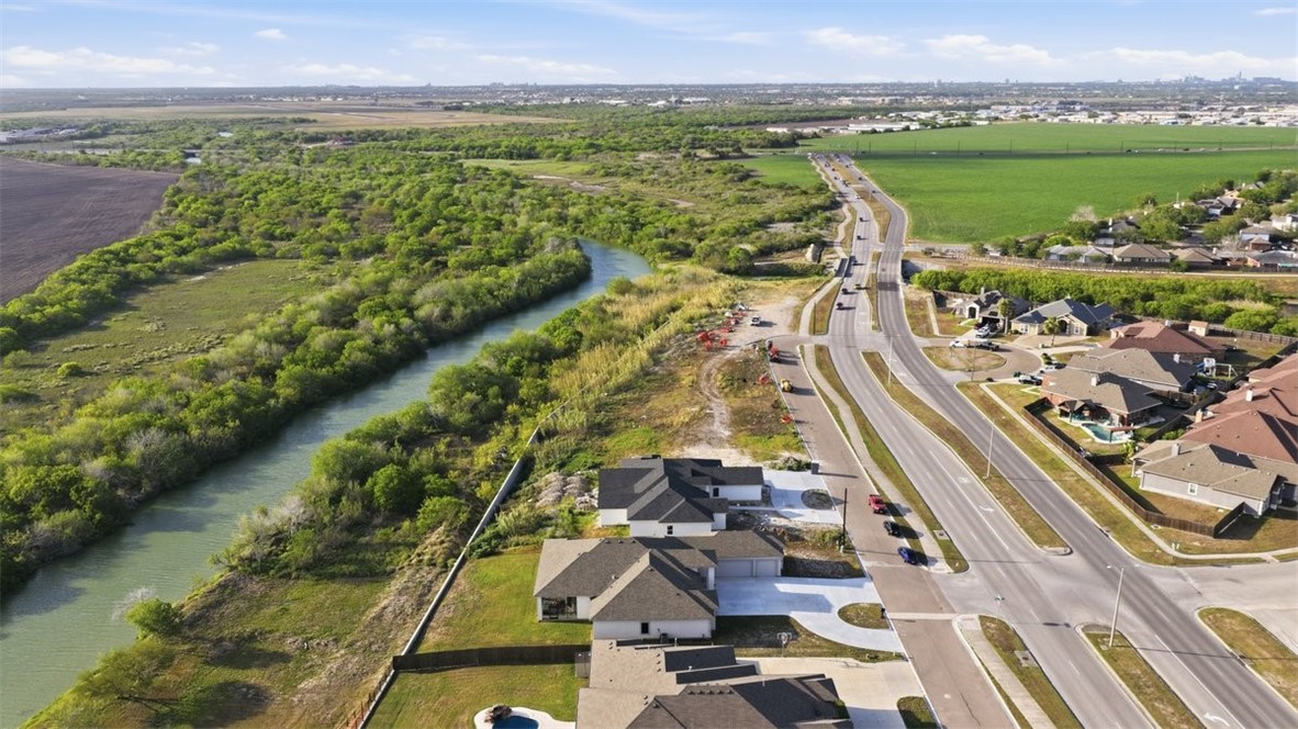 4033 Ranch Lake Drive Corpus Christi TX 78413
