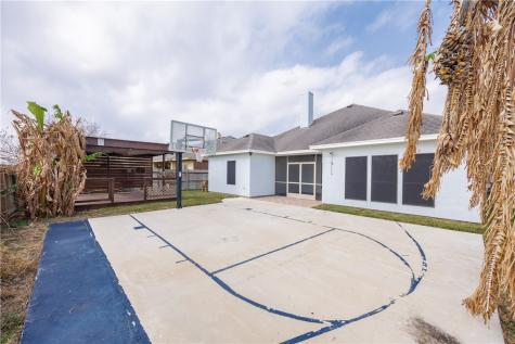 6825 Windy Creek Drive Corpus Christi TX 78414