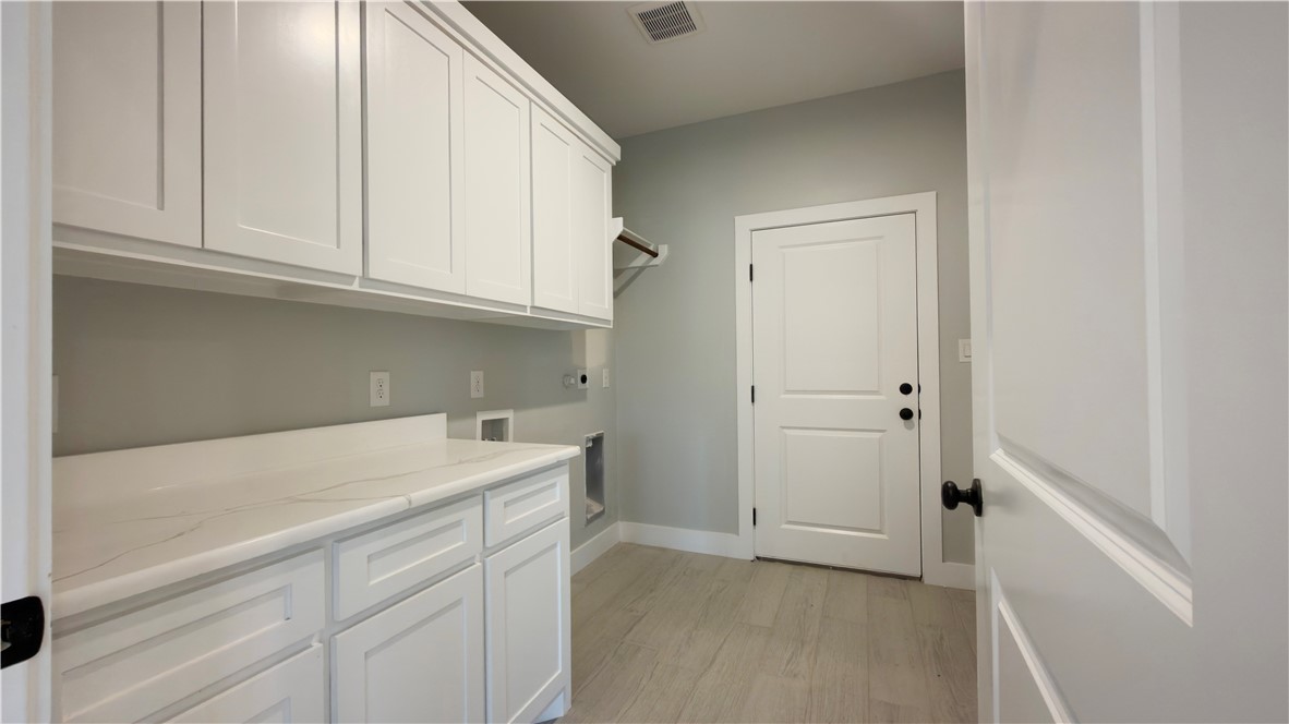 8125 Berenstain Drive Corpus Christi TX 78414