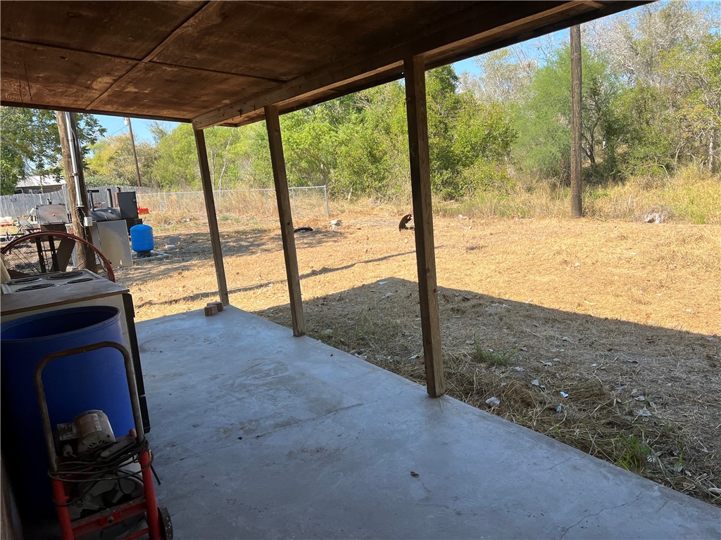 295 Mystic Drive George West TX 78022