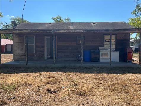 295 Mystic Drive George West TX 78022