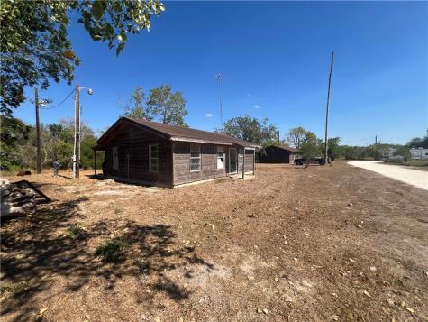 295 Mystic Drive George West TX 78022