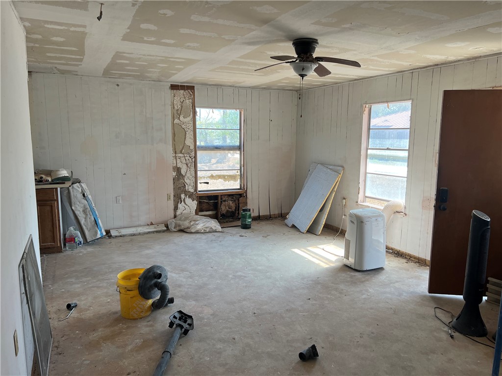 295 Mystic Drive George West TX 78022