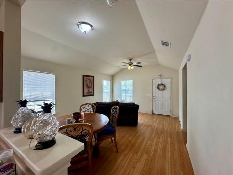 1812 Hill Street Three Rivers TX 78071
