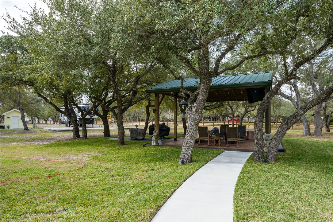 1630 16th Street Rockport TX 78382