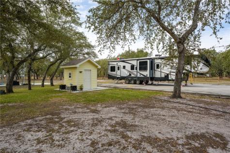 1630 16th Street Rockport TX 78382
