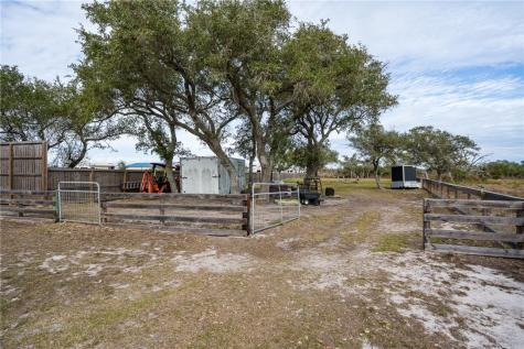 1630 16th Street Rockport TX 78382