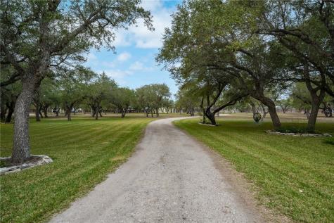 1630 16th Street Rockport TX 78382
