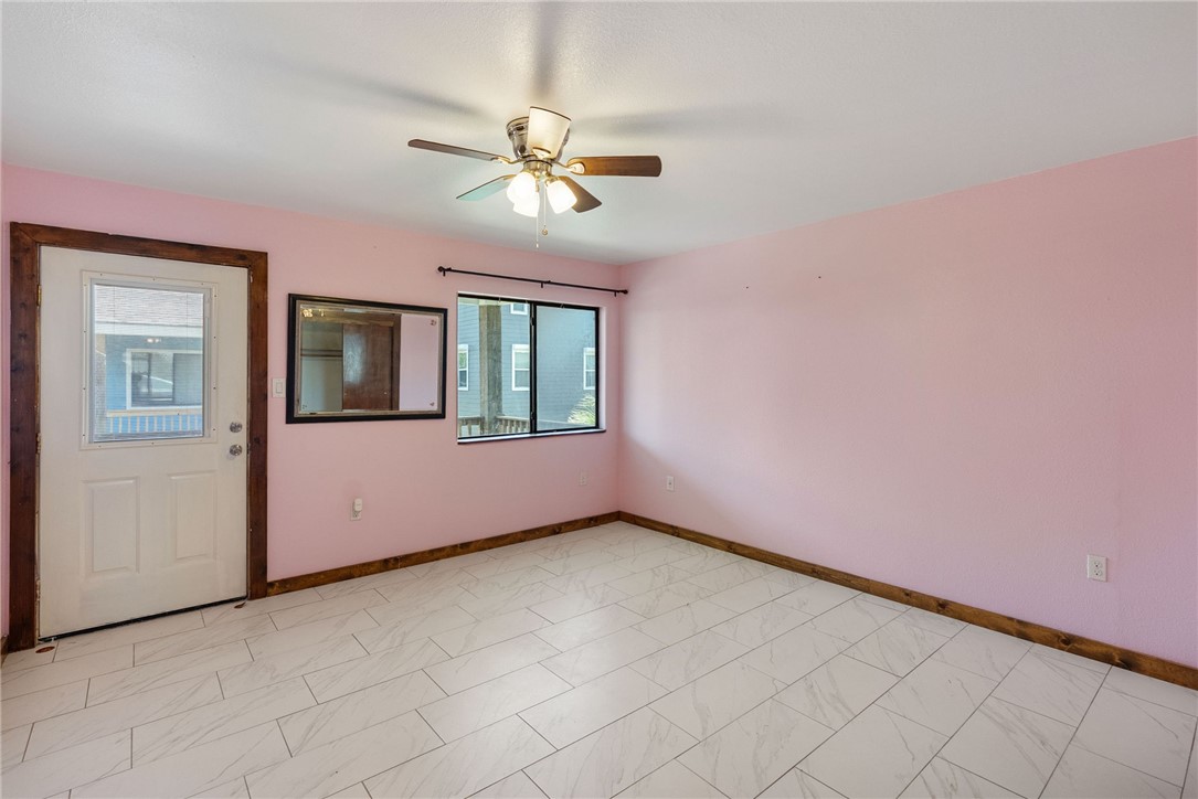 720 S Magnolia Street Rockport TX 78382