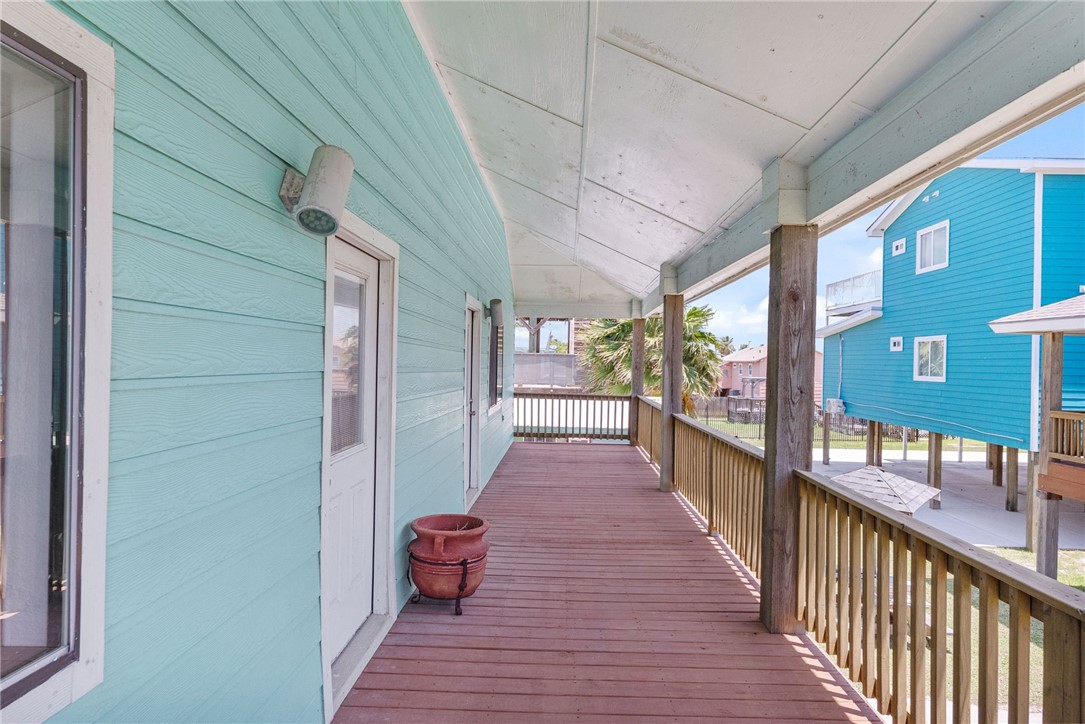 720 S Magnolia Street Rockport TX 78382