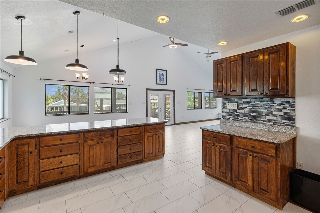 720 S Magnolia Street Rockport TX 78382