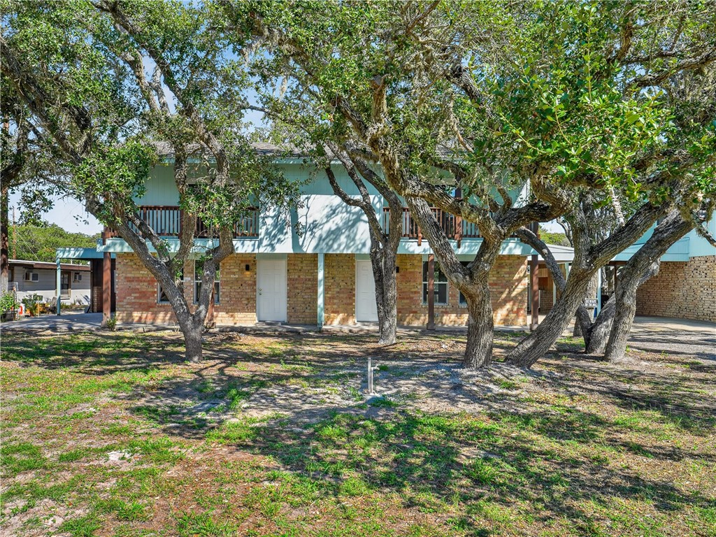 503 Traylor Boulevard Rockport TX 78382