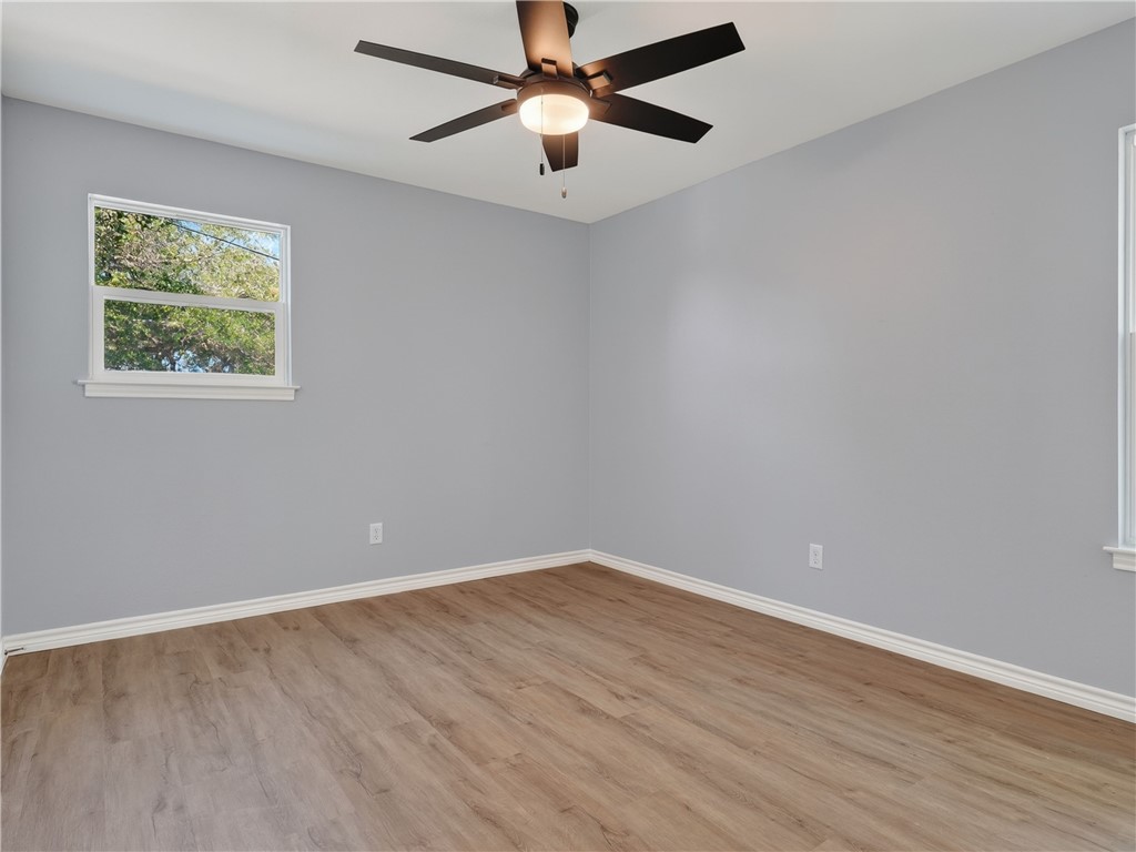 503 Traylor Boulevard Rockport TX 78382