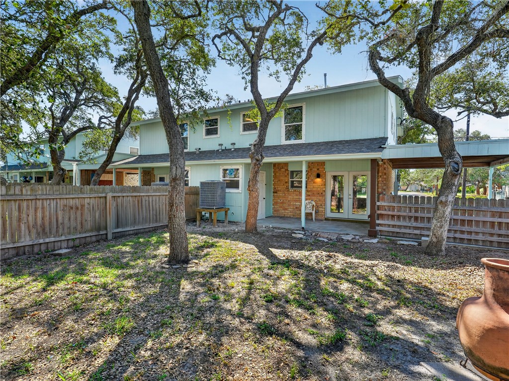 503 Traylor Boulevard Rockport TX 78382