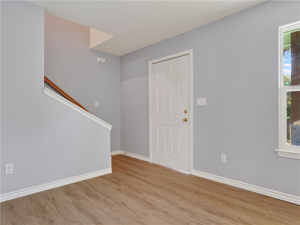 503 Traylor Boulevard Rockport TX 78382