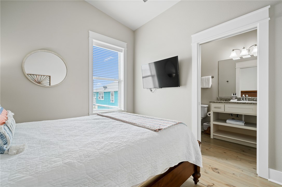 2821 S 11th Street 105 Port Aransas TX 78373