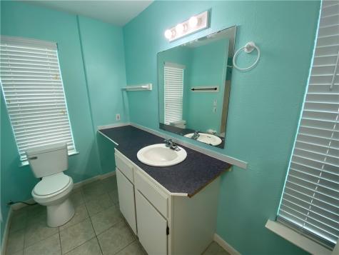 101 Donna Rockport TX 78382