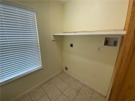 101 Donna Rockport TX 78382