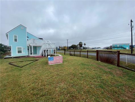 101 Donna Rockport TX 78382