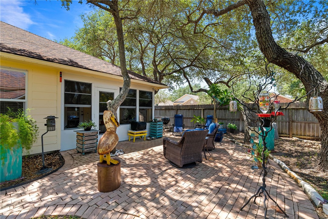 102 Plantation Drive Rockport TX 78382
