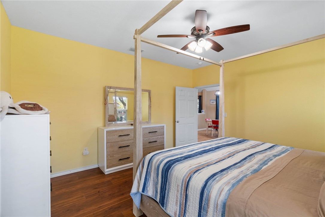 102 Plantation Drive Rockport TX 78382