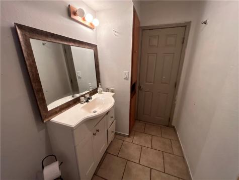 809 Harvill Street Freer TX 78357
