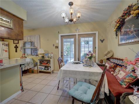 1906 Tara Drive Corpus Christi TX 78412