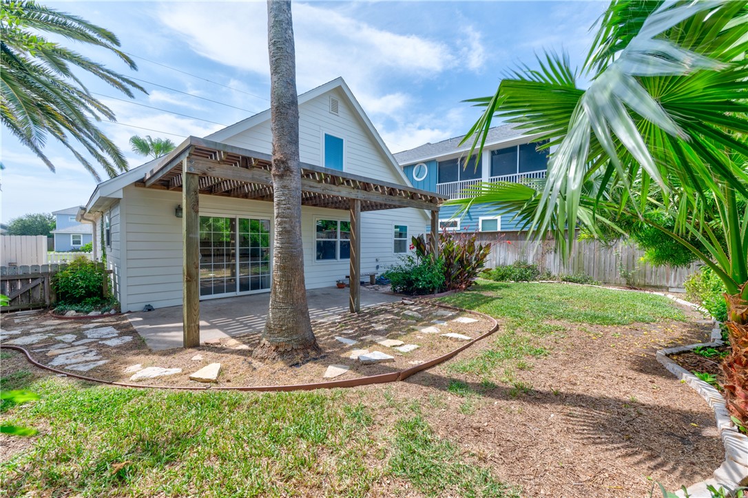 518 Corpus Christi Channel Port Aransas TX 78373