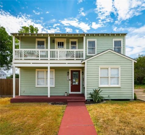 2813 Topeka Street Corpus Christi TX 78404