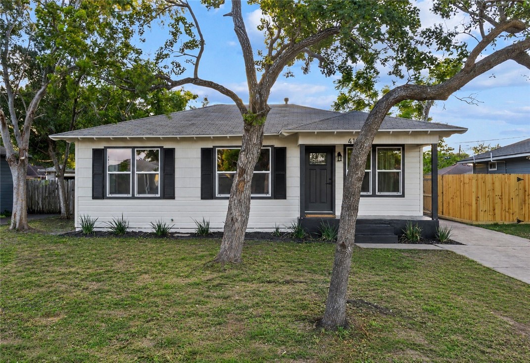4105 Markins Drive Corpus Christi TX 78411