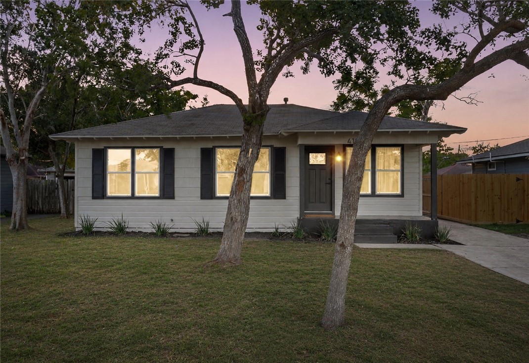4105 Markins Drive Corpus Christi TX 78411