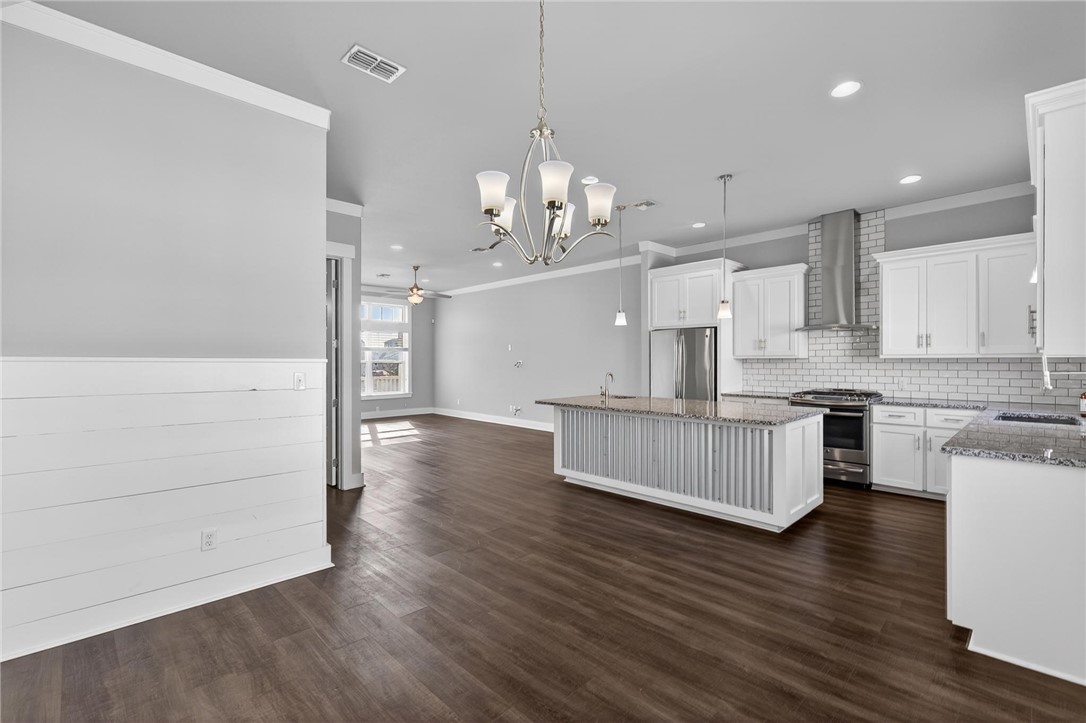 14890 Granada Drive 302 Corpus Christi TX 78418